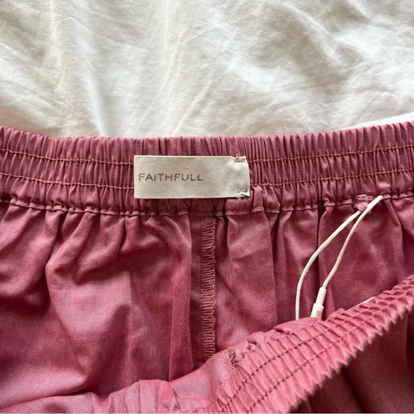 NWT Faithfull the Brand Lonia Shorts in Valentine Size M‎